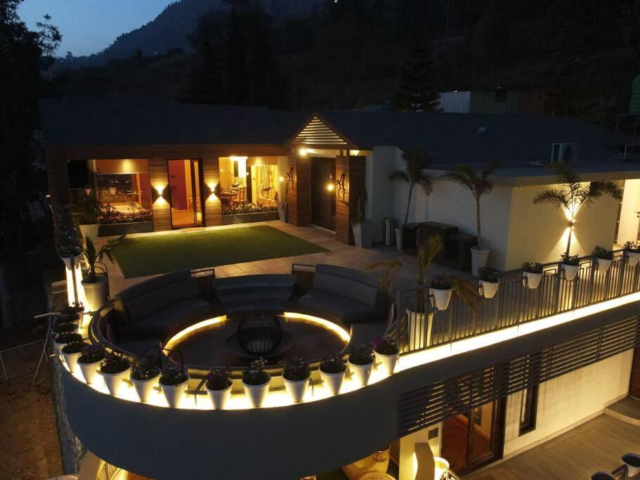 Whispering Pines Villa Bhīm Tāl Buitenkant foto